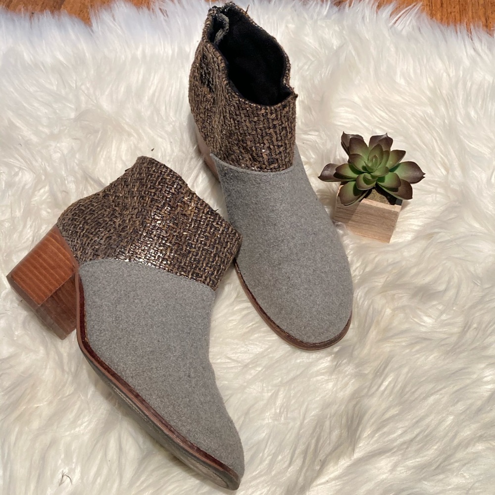 Toms Leila booties